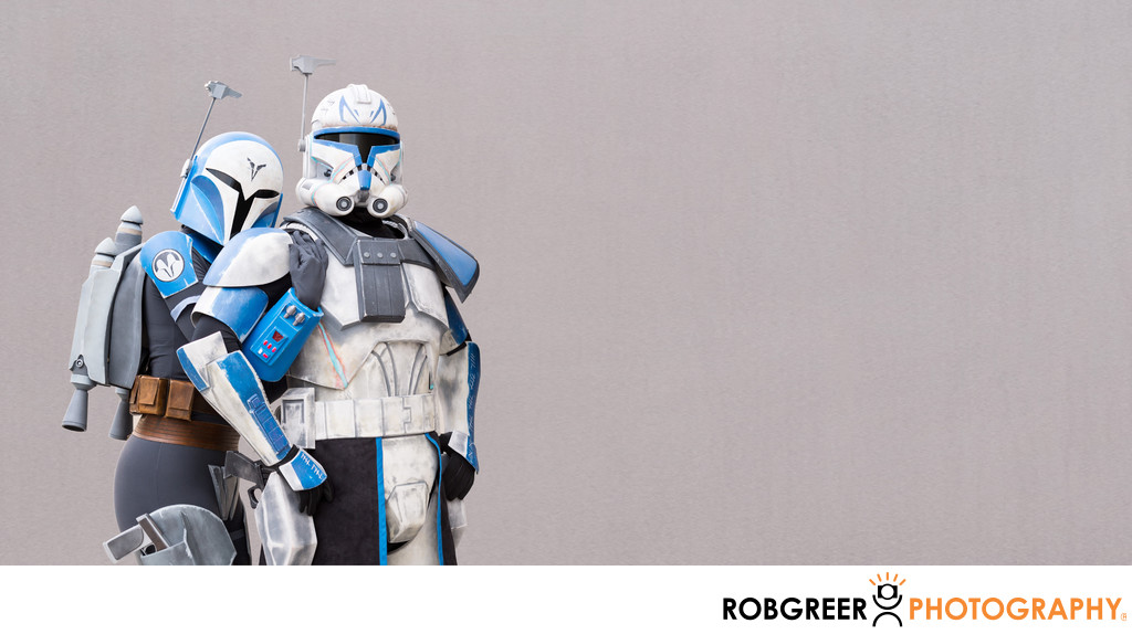 Captain Rex & Bo-Katan Embrace