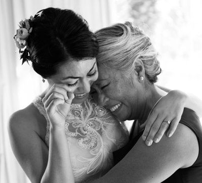 Getting Ready: Mother of the Bride & Bride