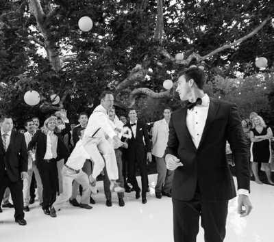 Reception Garter Toss: Guest Catch