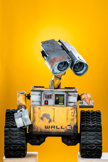 WALL-E, Mike Senna